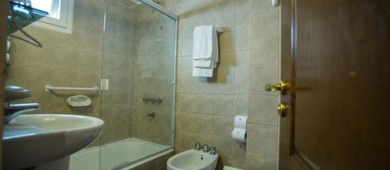 Bano Carlosv Bariloche Rio Negro Argentina Hotel Carlos V